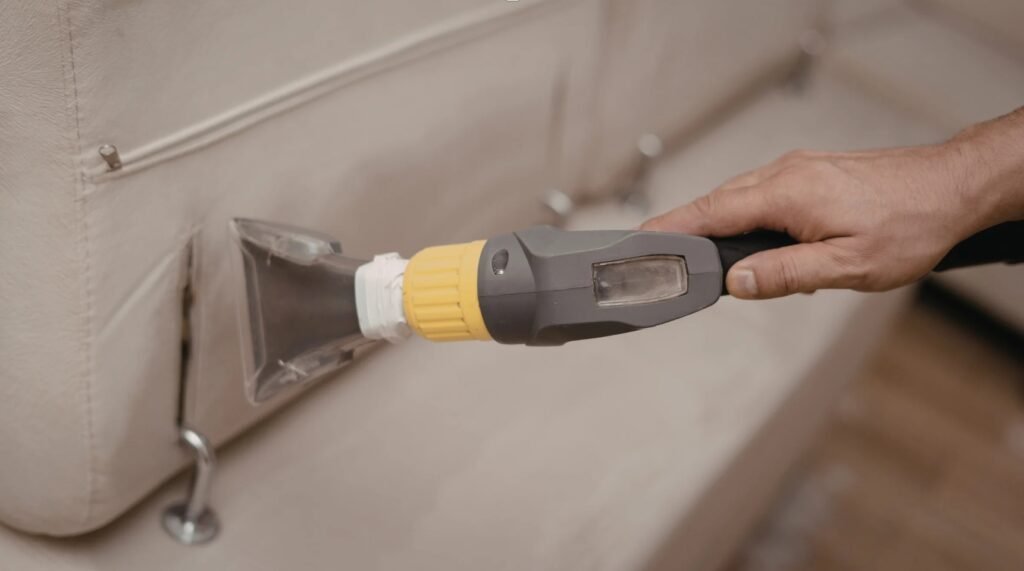 Guide : quelle centrale vapeur choisir selon son type de linge ?