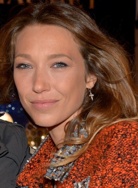 Laura Smet : Secrets beauté révélés entre hygiène de vie exemplaire et soins naturels d’origine japonaise